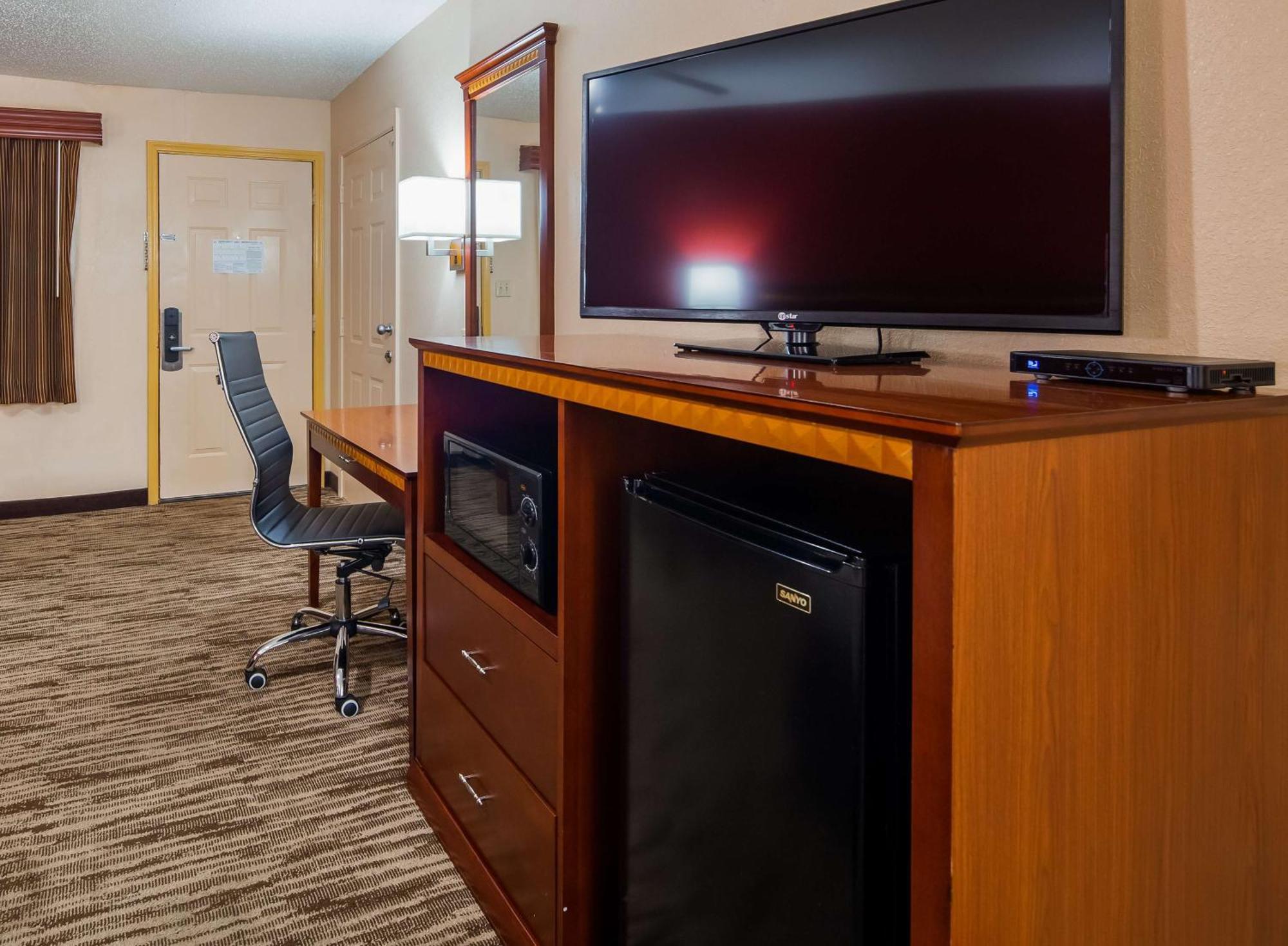 Hotel Best Western Executive 3*